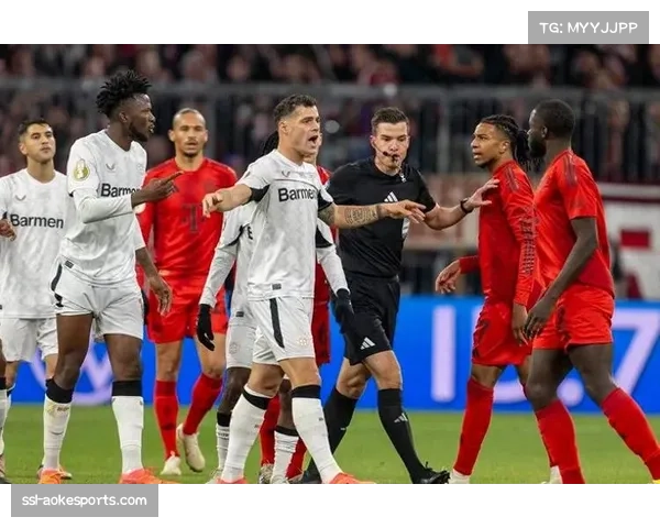 拜仁vs勒沃库森天王山之战前瞻：不败之师能否攻克安联？